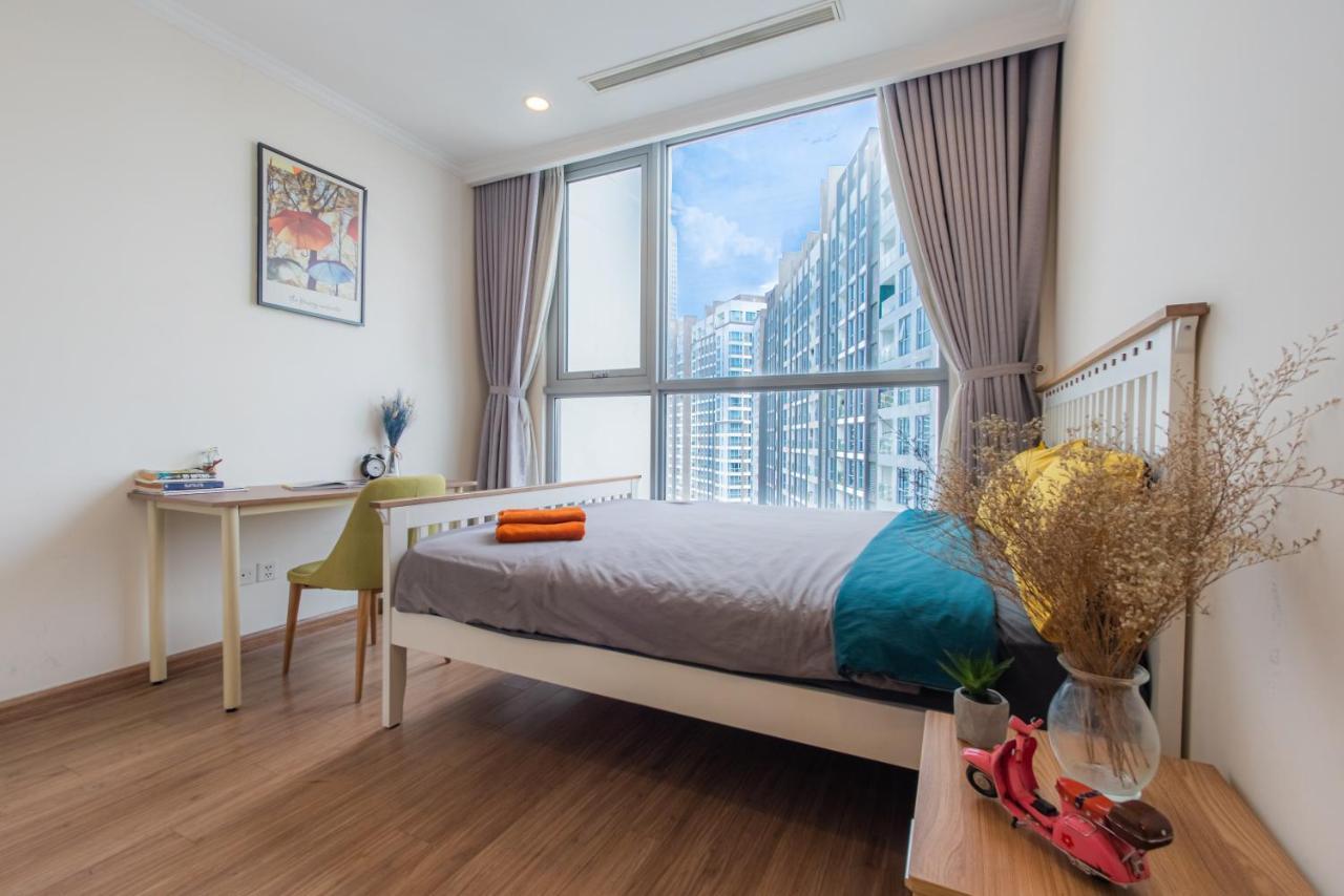 Moxy Hcmc Aparts - Vinhomes Central Park, Ice Rink Ho Či Minovo Město Exteriér fotografie